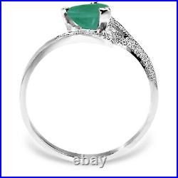 14k. Solid Gold Ring With Natural Emerald