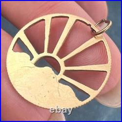 14k Yellow Gold (Solid) US Quarter Coin Cut-Out Sunburst Pendant 14k Yellow Gold (Solid) US Quarter Coin Cut-Out Sunburst Pendant