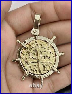 14kt solid gold atocha ship's wheel pendant in 14kt solid gold bezel