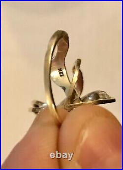 5.8 g GOLD solid 12kt puzzle ring. 8.25 ring size about 18mm in diameter