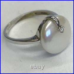 Beautiful Solid 9ct White Gold Coin Pearl Diamond Ring Size M1/2-N