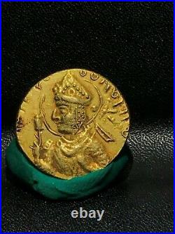 Gold Coin Indo Greek Kushan Empire. Huvishka. Circa AD 152-192
