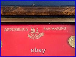 RARE VINTAGE 8K Solid Gold COIN wood frame miniature Gold San Marino + JFK