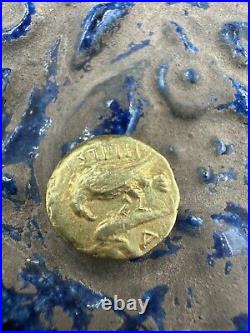 Roman emperor solid Greek gold coin