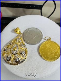 Solid 22K Solid 916 Real Gold Two tone Set (2) Teardrop/Coin Pendant 10.65g Solid 22K Solid 916 Real Gold Two tone Set (2) Teardrop/Coin Pendant 10.65g