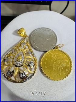 Solid 22K Solid 916 Real Gold Two tone Set (2) Teardrop/Coin Pendant 10.65g Solid 22K Solid 916 Real Gold Two tone Set (2) Teardrop/Coin Pendant 10.65g