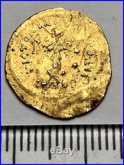 Solid 22ct Gold Roman Byzantine Tremissis Coin Justin 1st, AD 518-27 (A916)