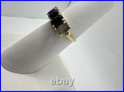 VTG 10k Solid Yellow Gold Dark Blue Black Sapphire Ring Missing Stone SZ 6 READ VTG 10k Solid Yellow Gold Dark Blue Black Sapphire Ring Missing Stone SZ 6 READ