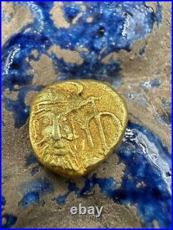 Very beautiful old ancient Asian solid gold coin with eagle very good collection