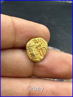 Very beautiful old ancient Asian solid gold coin with eagle very good collection