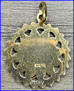 Vintage 14K Solid Yellow Gold Egyptian Queen Nefertiti Round Coin Pendant 2.9g