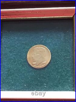 Vintage solid gold COIN 8K miniature in frame JFK John F. Kennedy special