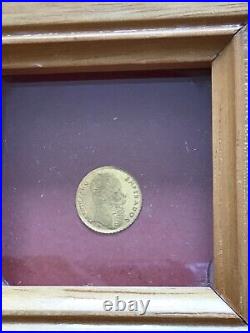 Vintage solid gold COIN 8K miniature in wood frame for collection Maximiliano